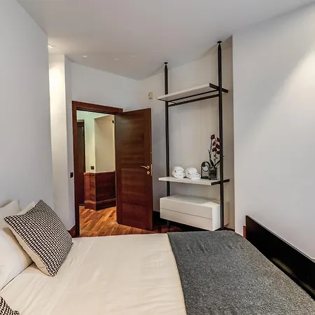 C&y - Luxury Terrace Trastevere Appartement *